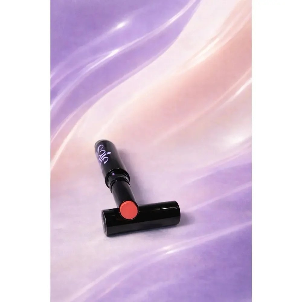 Saie - Lip Blur - Matte Blurring Lipstick - Shade: Surreal - 0.09 oz/ 2.5g